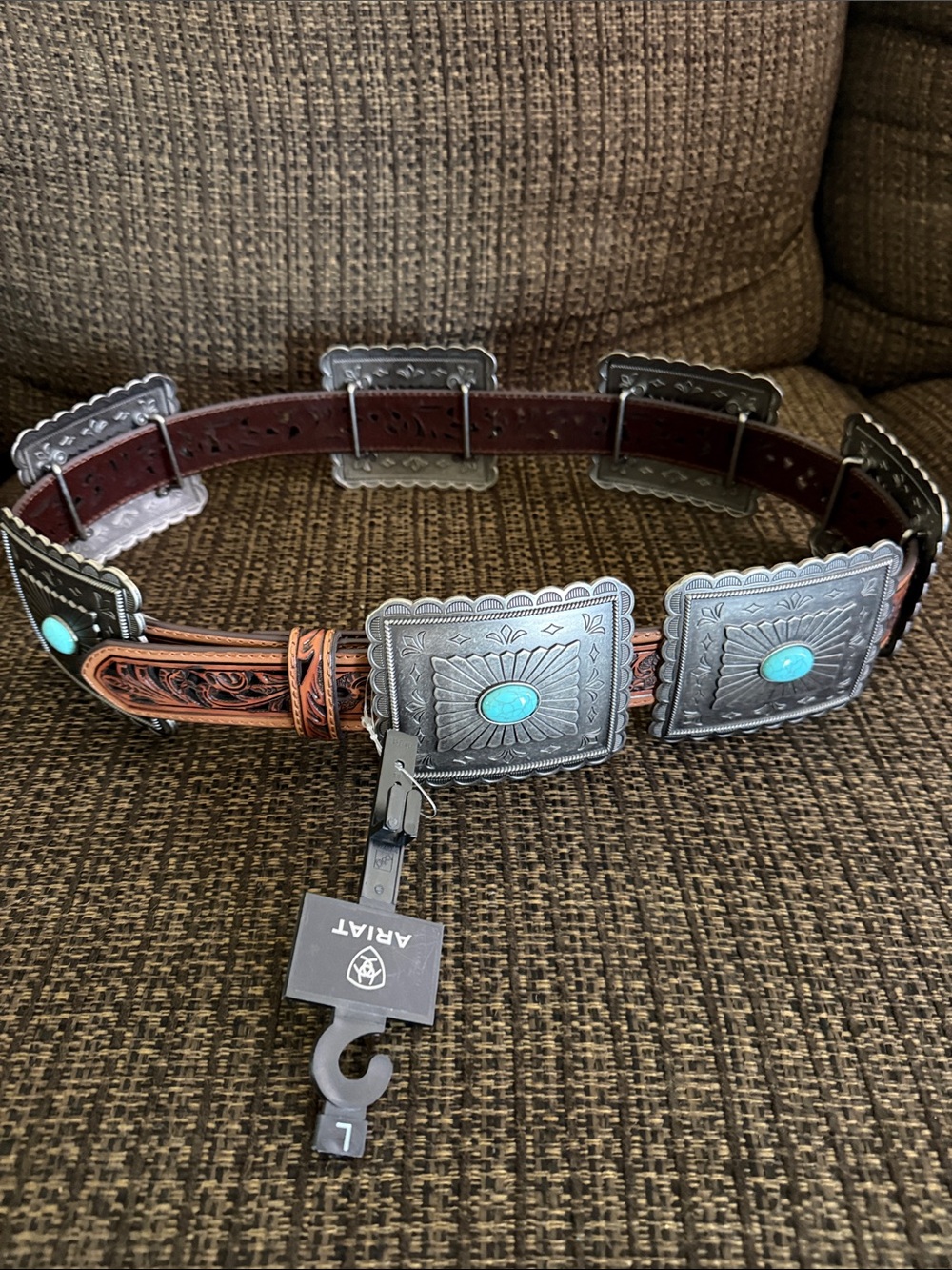 Women’s Ariat Brown Leather Western Concho Belt with Turquoise Accents sz L NWT